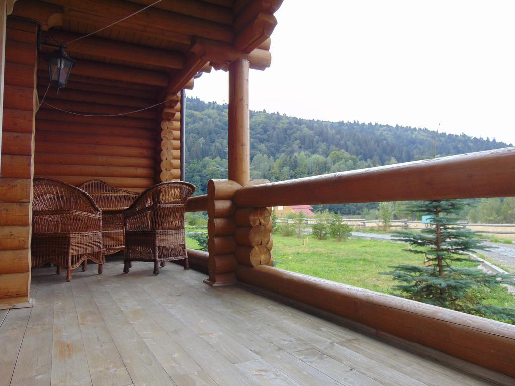 Leoslav Apartments Tatariw Exterior foto